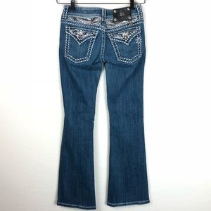 Miss Me 26 x 31 White Stitching Flap Pockets D